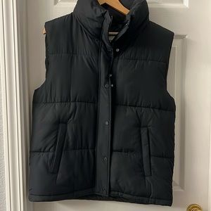 Abercrombie & Fitch Puffer Vest